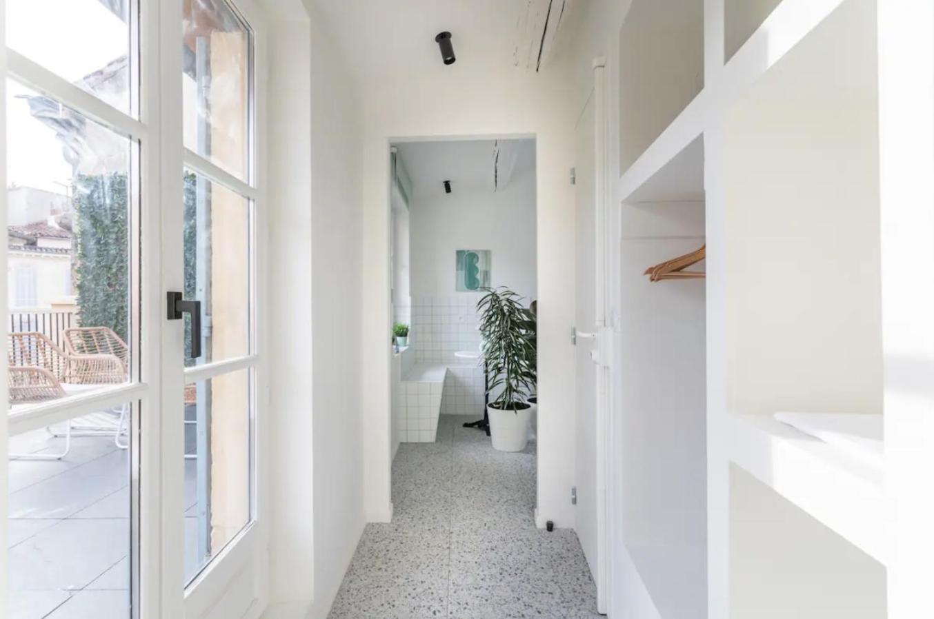3capu4em Cosy T2 Avec Terrasse Refait A Neuf - Noaille Apartment Marseilles